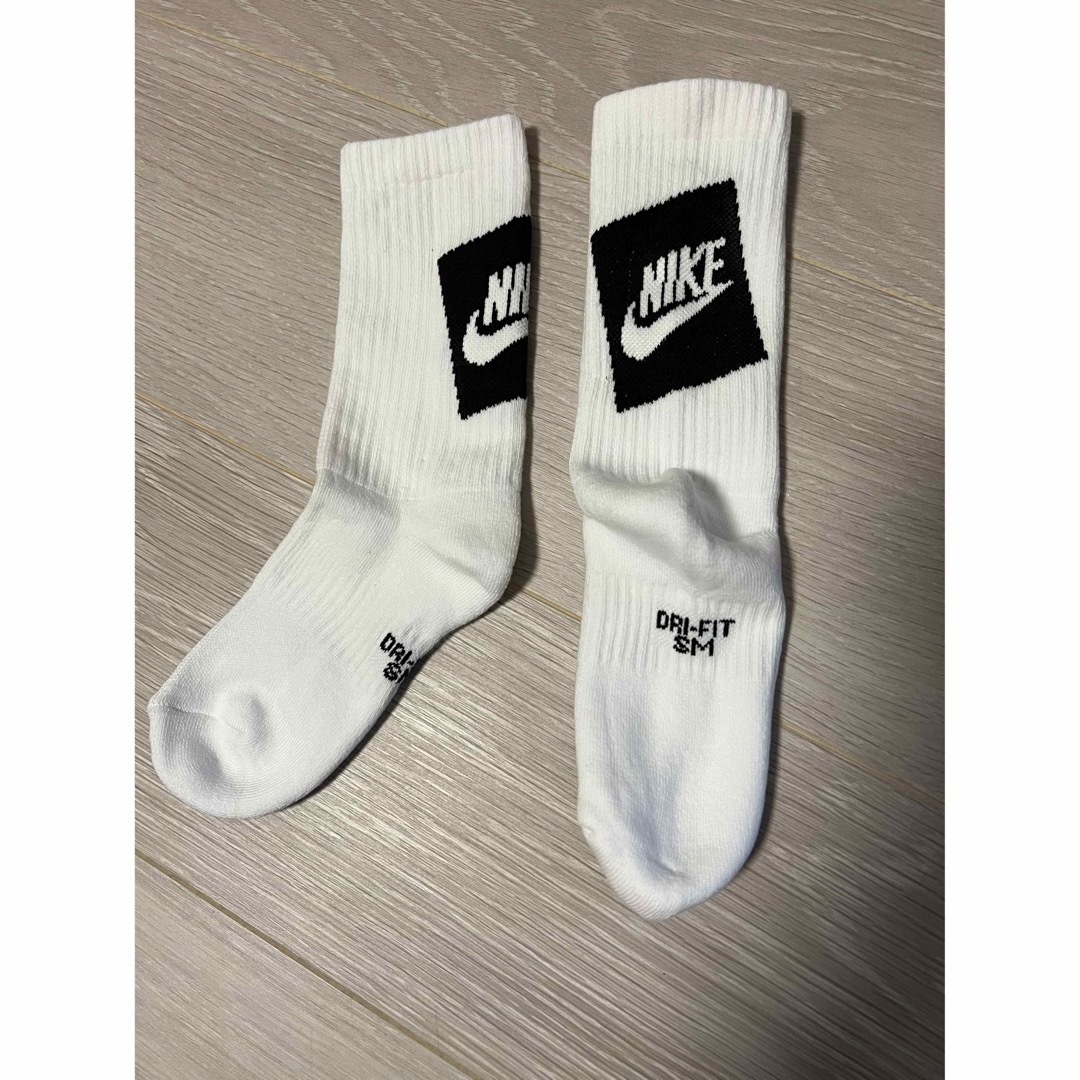 NIKE(ナイキ)のNIKE 靴下　21〜23㎝(S) ２点セット レディースのレッグウェア(ソックス)の商品写真