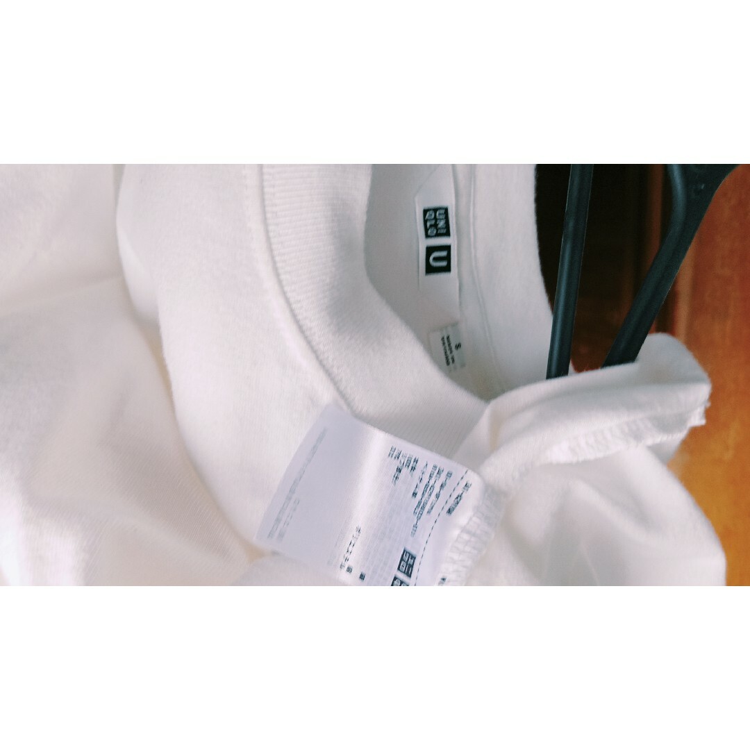 UNIQLO(ユニクロ)の長袖Tシャツ　ユニクロ　アイボリー　メンズS メンズのトップス(Tシャツ/カットソー(七分/長袖))の商品写真