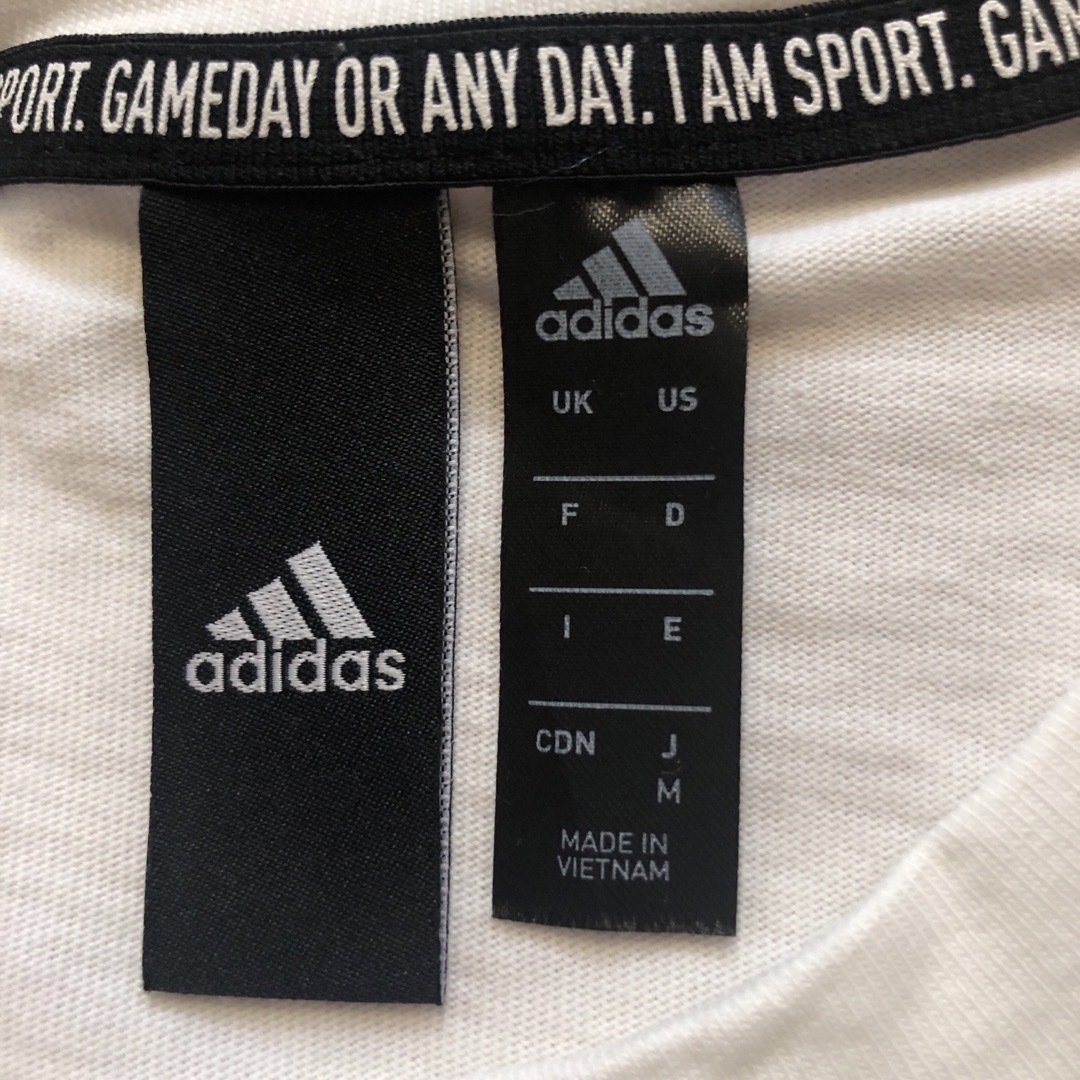 adidas(アディダス)のadidas レディースロングTシャツ　M レディースのトップス(Tシャツ(半袖/袖なし))の商品写真