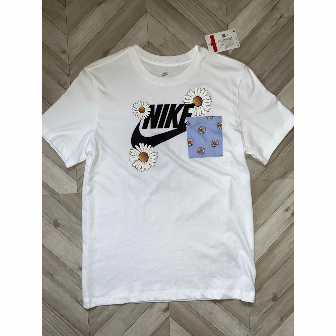 NIKE Tシャツ