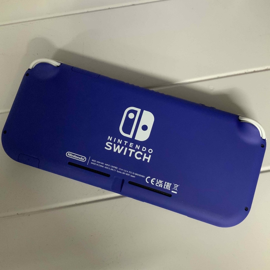 Nintendo Switch(ニンテンドースイッチ)の美品⭐︎ Nintendo  Switch Lite ブルー スイッチライト エンタメ/ホビーのゲームソフト/ゲーム機本体(携帯用ゲーム機本体)の商品写真