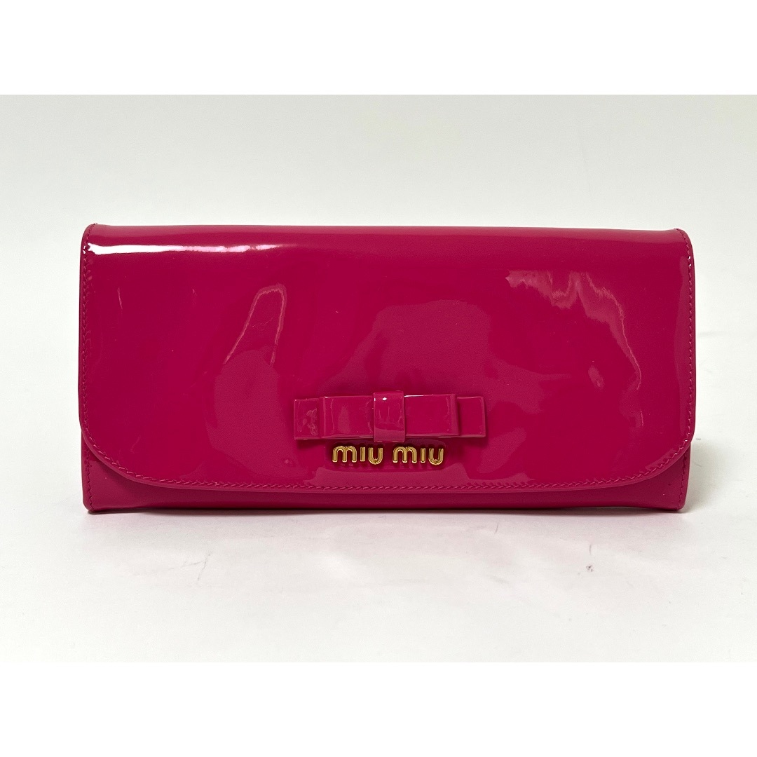 miumiu(ミュウミュウ)のミュウミュウ ２つ折り 長財布 リボン エナメル ピンク 5M1109  レディースのファッション小物(財布)の商品写真