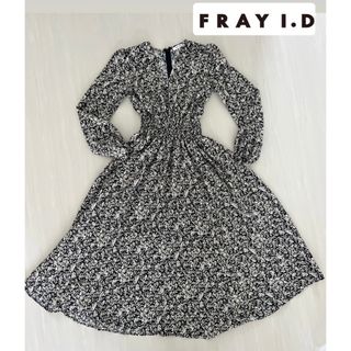 フレイアイディー(FRAY I.D)の値下げしました　FRAY I.D 小花柄ワンピース　3シーズン対応(ロングワンピース/マキシワンピース)