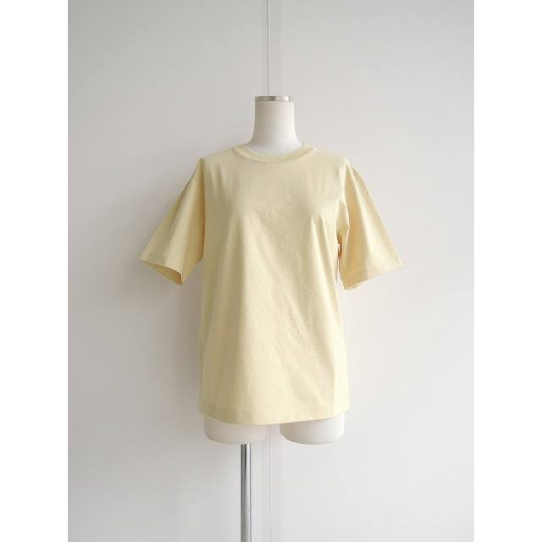 AURALEE(オーラリー)のAURALEE オーラリー　Tシャツ レディースのトップス(シャツ/ブラウス(半袖/袖なし))の商品写真
