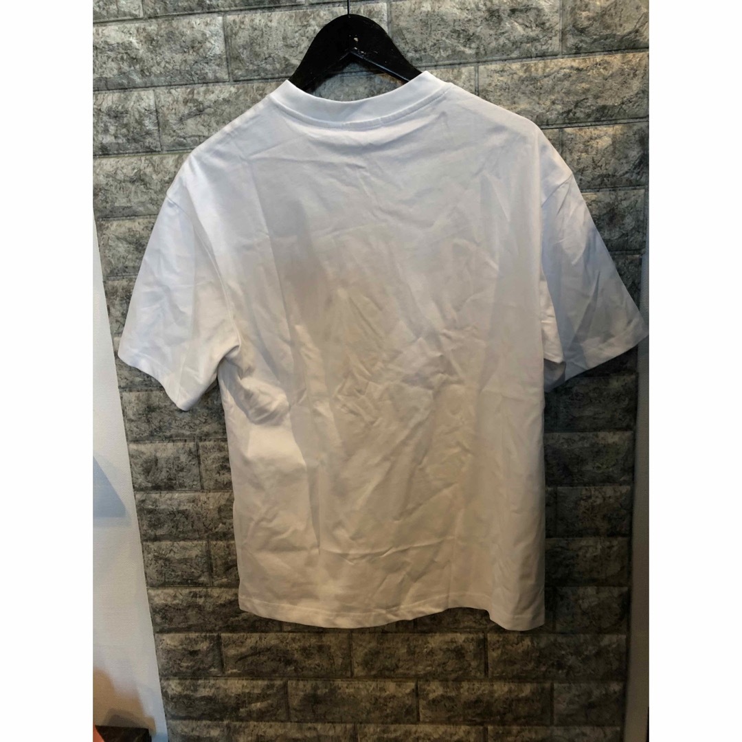 BURBERRY(バーバリー)のバーバリー BURBERRY ロンドン ワンポイント Tシャツ ホワイト tee レディースのトップス(Tシャツ(半袖/袖なし))の商品写真