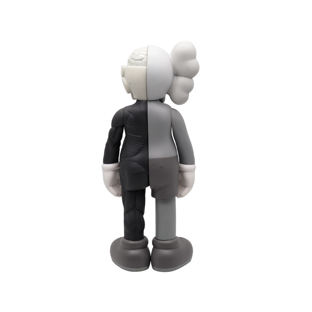 KAWS カウズ OPEN EDITION オープンエディション 2016 人体模型 MEDICOMTOY メディコムトイ アート グレー 美品 中古 36930 エンタメ/ホビーのフィギュア(その他)の商品写真