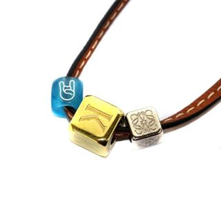 ロエベ ネックレスの通販 61点 | LOEWEのレディースを買うならラクマ