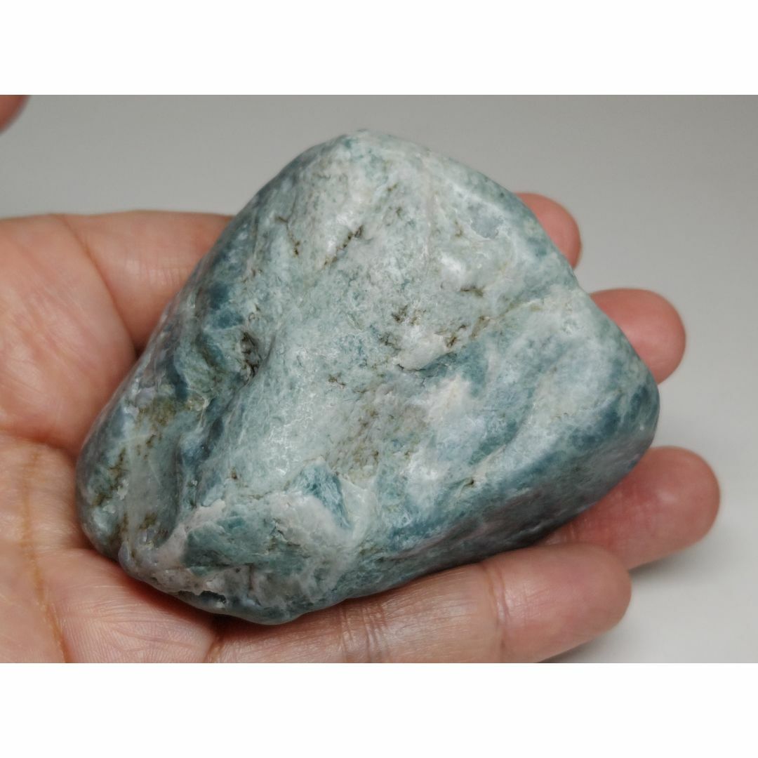 濃青 268g 翡翠 ヒスイ 翡翠原石 原石 鉱物 鑑賞石 自然石 誕生石 水石