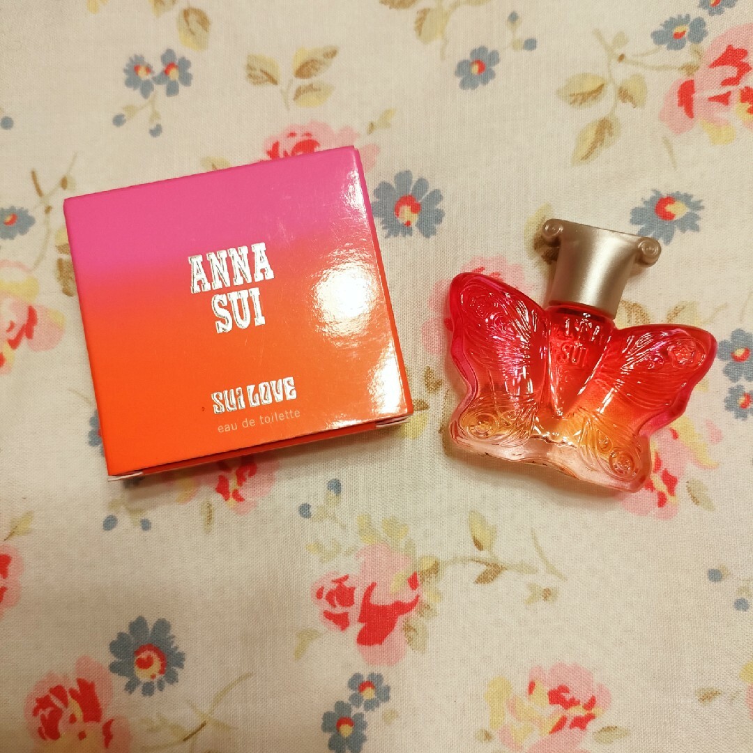 ANNA SUI(アナスイ)のANNA SUI スイラブ オードトワレ コスメ/美容の香水(香水(女性用))の商品写真