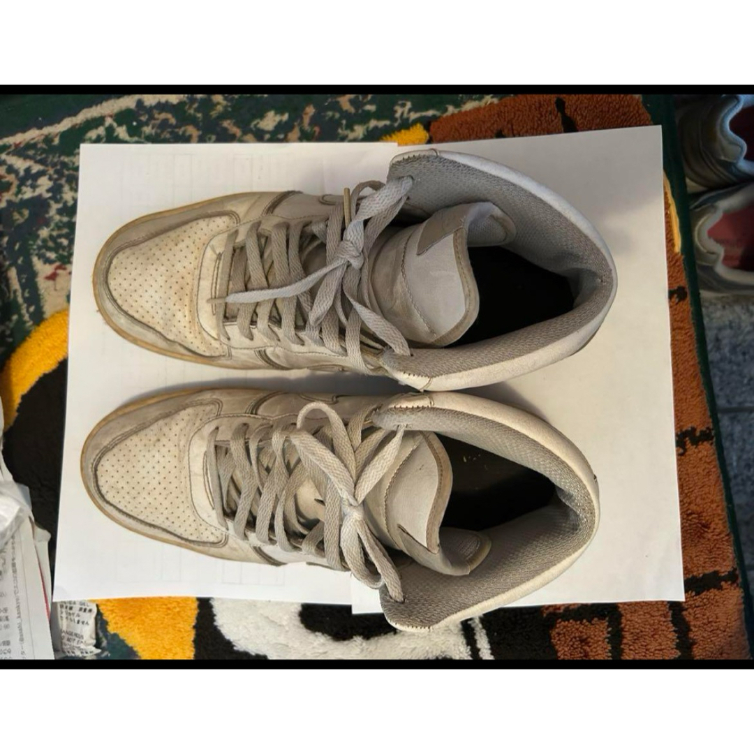 NIKE ハイカット　白　28cm メンズの靴/シューズ(スニーカー)の商品写真