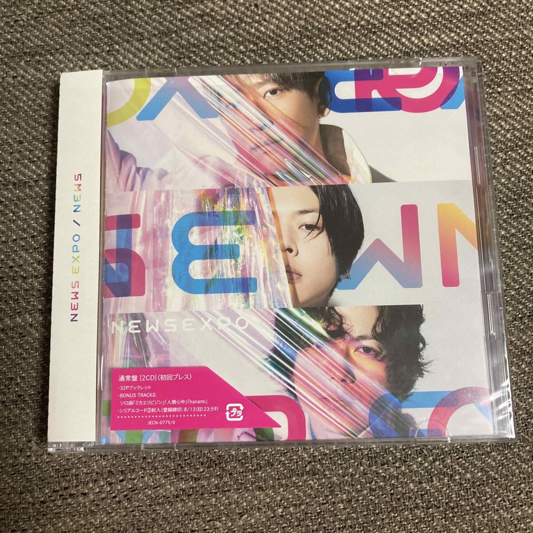 NEWS(ニュース)のNEWS EXPO 通常盤初回プレス エンタメ/ホビーのCD(ポップス/ロック(邦楽))の商品写真