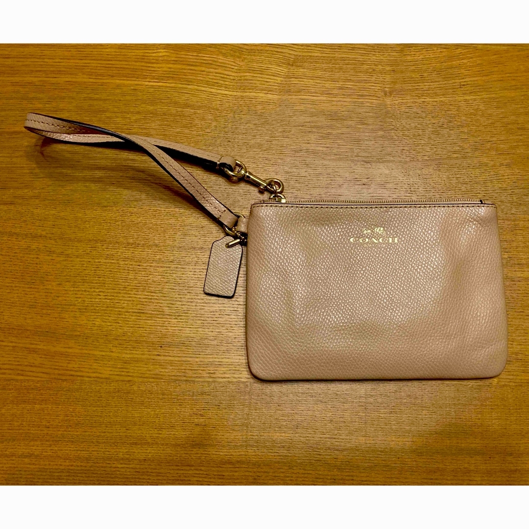 COACH(コーチ)のCOACH  カードケース　ポーチ　新品未使用 レディースのファッション小物(ポーチ)の商品写真