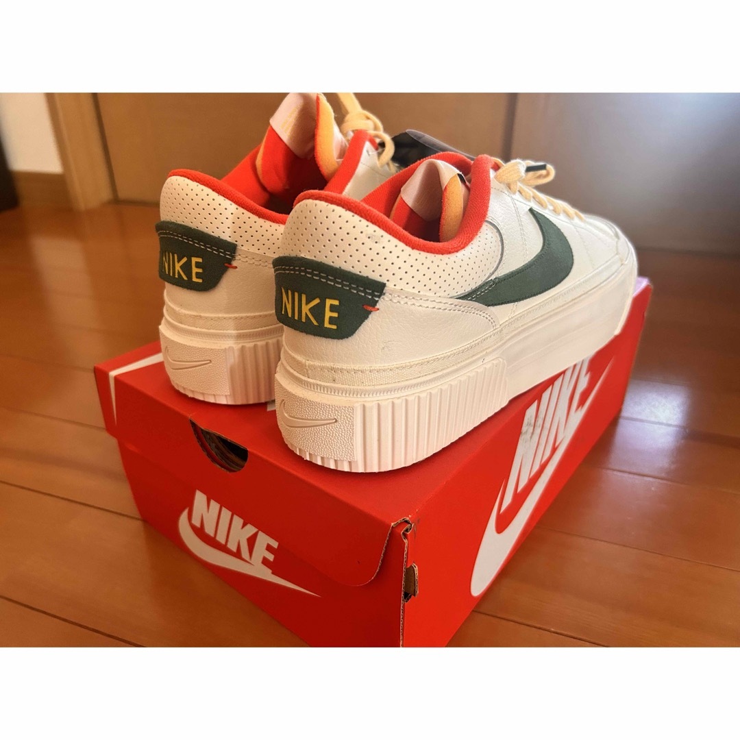 2023年春夏新作 NIKE【ナイキ】コート レガシー リフト 29cm