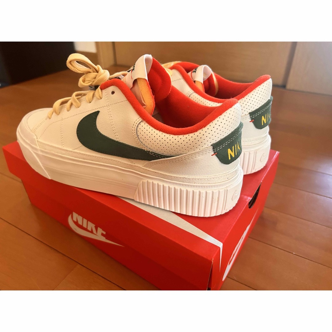 2023年春夏新作 NIKE【ナイキ】コート レガシー リフト 29cm