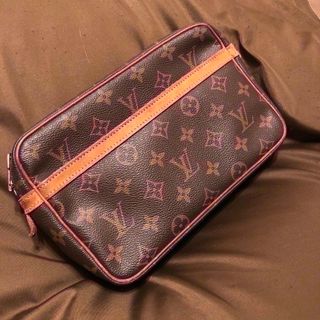 ルイヴィトン(LOUIS VUITTON)のルイ・ヴィトン セカンドバッグ 確実正規品 シリアルナンバーあり(ハンドバッグ)