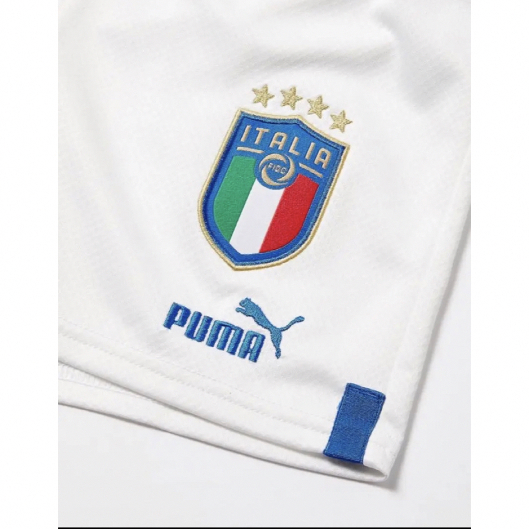 PUMA(プーマ)の送料無料 新品 PUMA FIGC イタリア レプリカ ショーツ XL スポーツ/アウトドアのサッカー/フットサル(ウェア)の商品写真