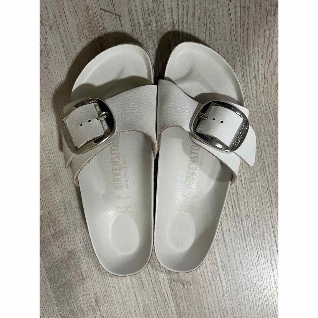 BIRKENSTOCK(ビルケンシュトック)のBIRKENSTOCK☆ビックバックル☆37 レディースの靴/シューズ(サンダル)の商品写真