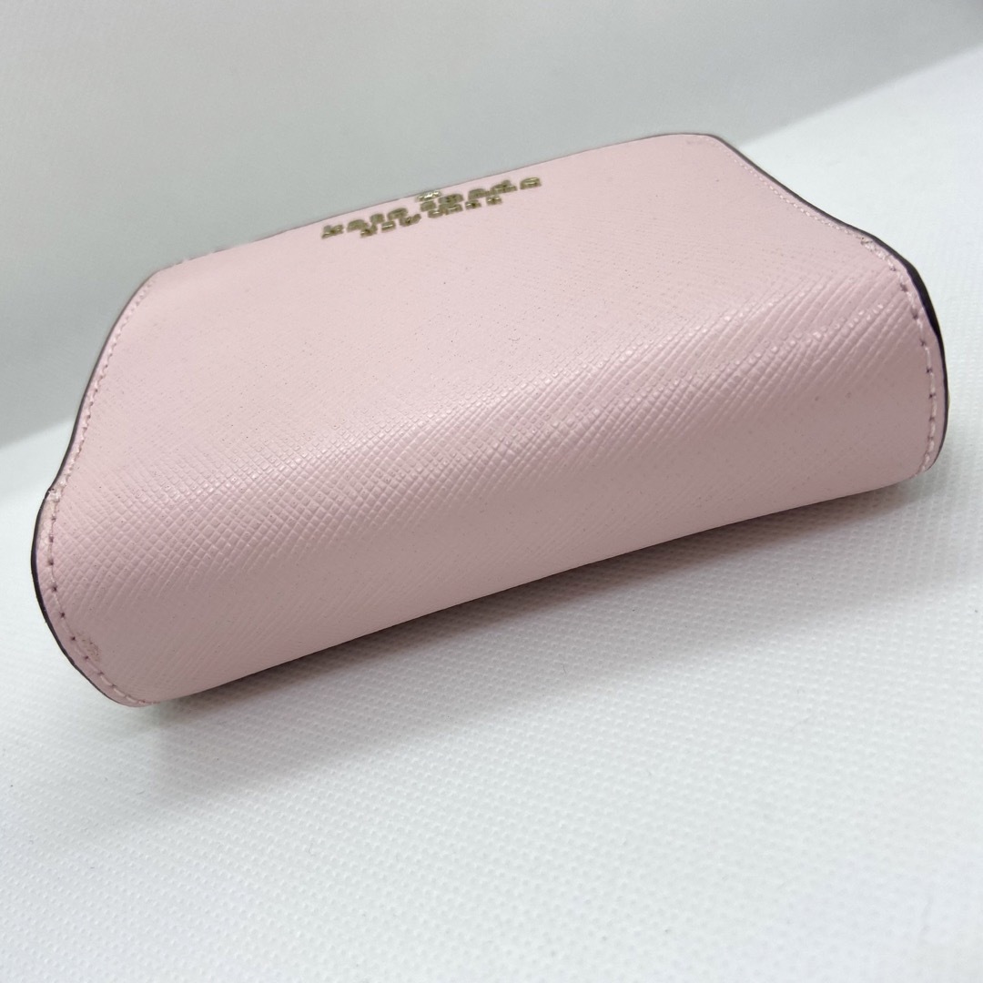 kate spade new york(ケイトスペードニューヨーク)の<新品未使用>ケイトスペードニューヨーク　二つ折り財布　ピンク　レディース レディースのファッション小物(財布)の商品写真