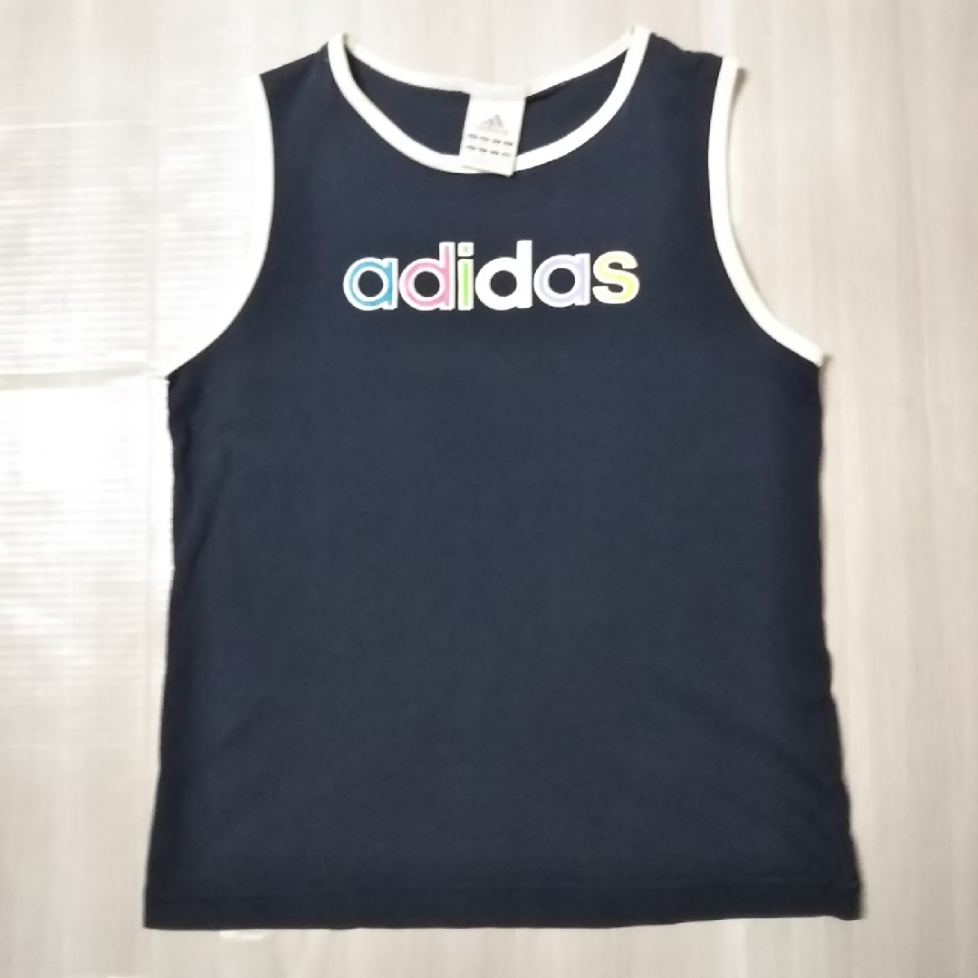 adidas(アディダス)のadidas  タンクトップ 150 ネイビー キッズ/ベビー/マタニティのキッズ服女の子用(90cm~)(Tシャツ/カットソー)の商品写真