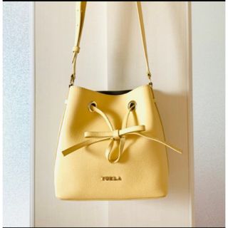 フルラ(Furla)のFURLA COSTANZA MINI コスタンザ　ショルダーバッグ  イエロー(ショルダーバッグ)