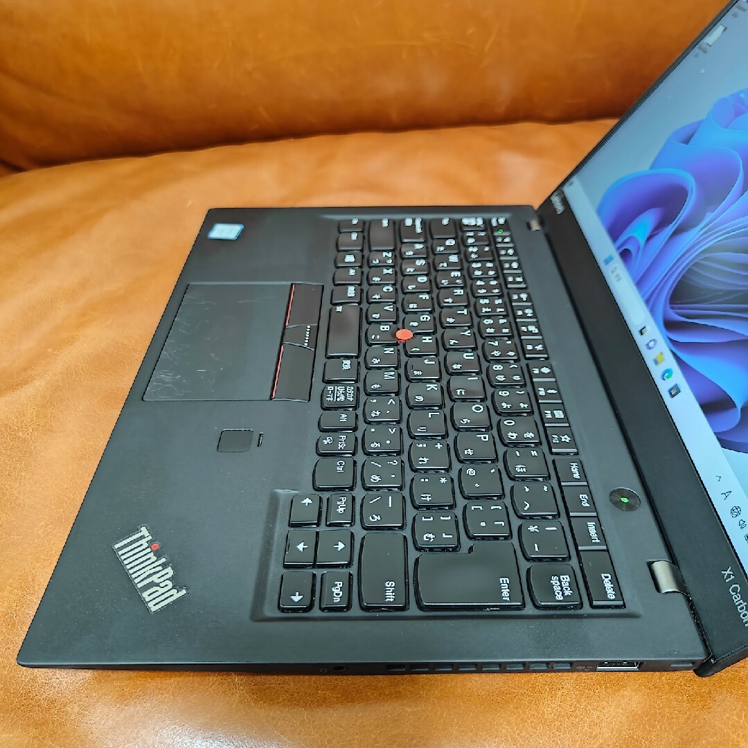 Lenovo - 2017年モデル Thinkpad X1 carbon 5thの通販 by 柴犬's shop ...