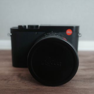 ライカ(LEICA)の【最安値】Leica Q2 BLACK ＊おまけあり(コンパクトデジタルカメラ)