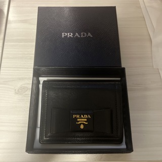 プラダ(PRADA)のPRADA プラダ　リボン　二つ折り財布(財布)