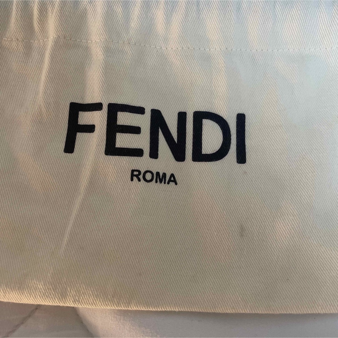 FENDI(フェンディ)のFENDI巾着 レディースのファッション小物(ポーチ)の商品写真