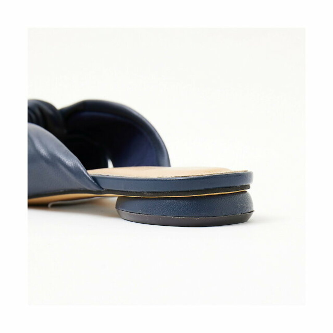 AU BANNISTER(オゥバニスター)の【ネイビー】【M】ポインテッドツイストフラットミュール レディースの靴/シューズ(サンダル)の商品写真