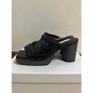 Ameri VINTAGE - FAKE LEATHER BRAIDED SANDALの通販 by CHAN's shop