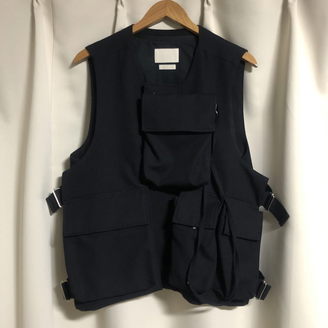 YOKE(ヨーク)のyoke detachable pocket tactical vest メンズのジャケット/アウター(その他)の商品写真