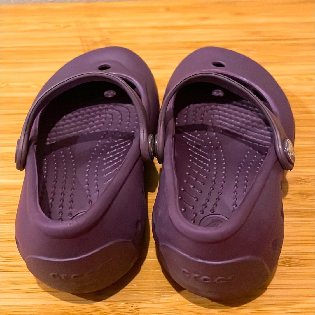 crocs(クロックス)のcrocs サンダル（パープル）13.2〜14cm キッズ/ベビー/マタニティのベビー靴/シューズ(~14cm)(サンダル)の商品写真