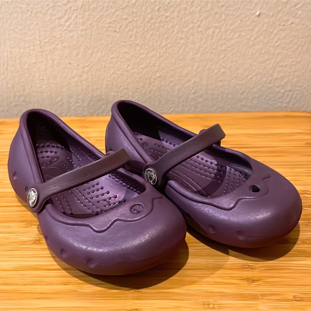 crocs(クロックス)のcrocs サンダル（パープル）13.2〜14cm キッズ/ベビー/マタニティのベビー靴/シューズ(~14cm)(サンダル)の商品写真