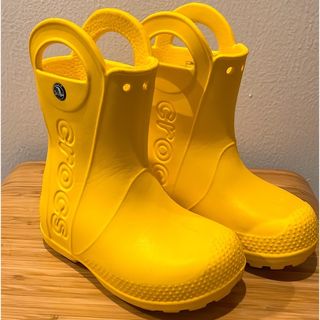 クロックス(crocs)のcrocs 長靴（イエロー/15.7）(長靴/レインシューズ)