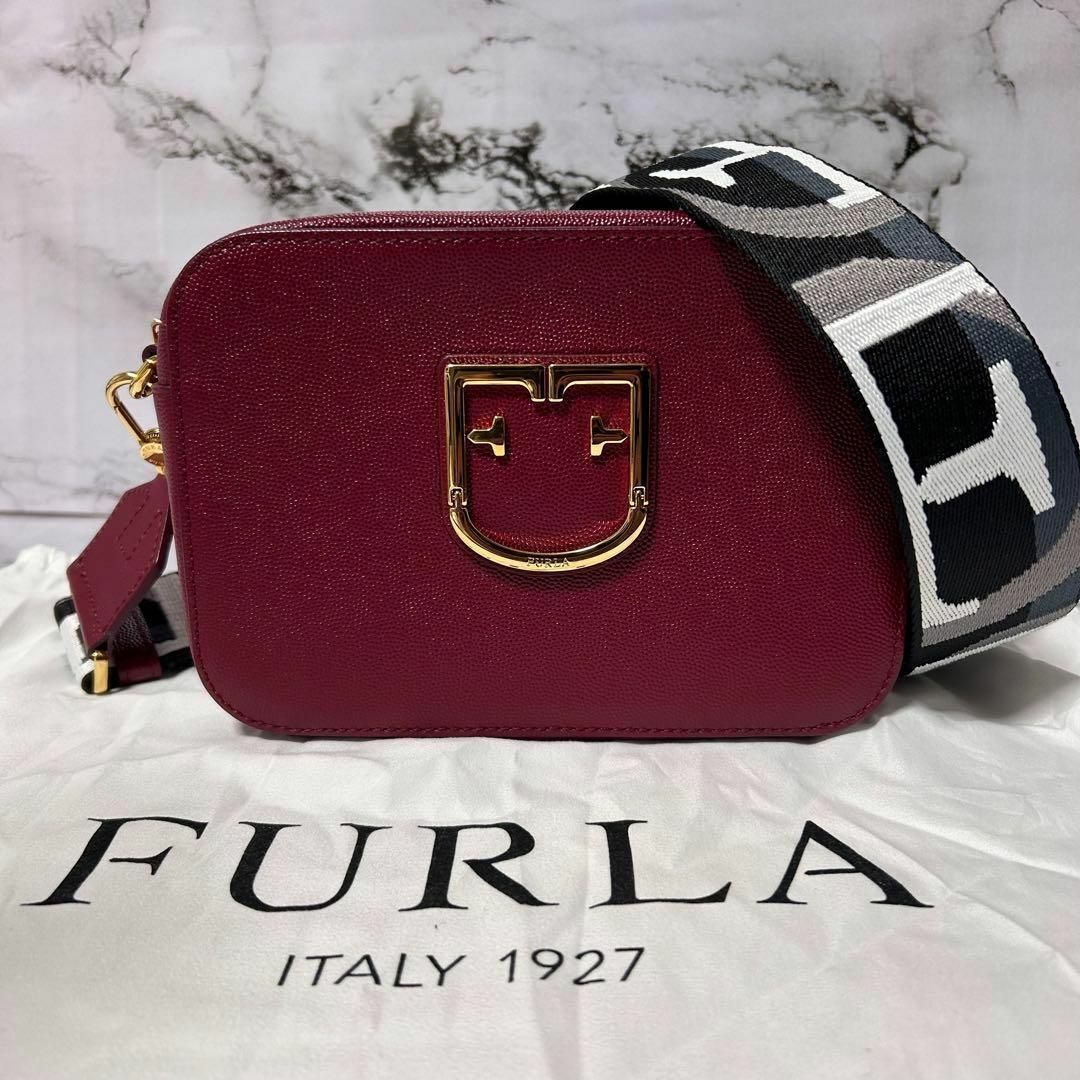 Furla(フルラ)の未使用✨ フルラ ブラーヴァ FFロゴ金具 ミニクロスボディ ショルダーバッグ レディースのバッグ(ショルダーバッグ)の商品写真