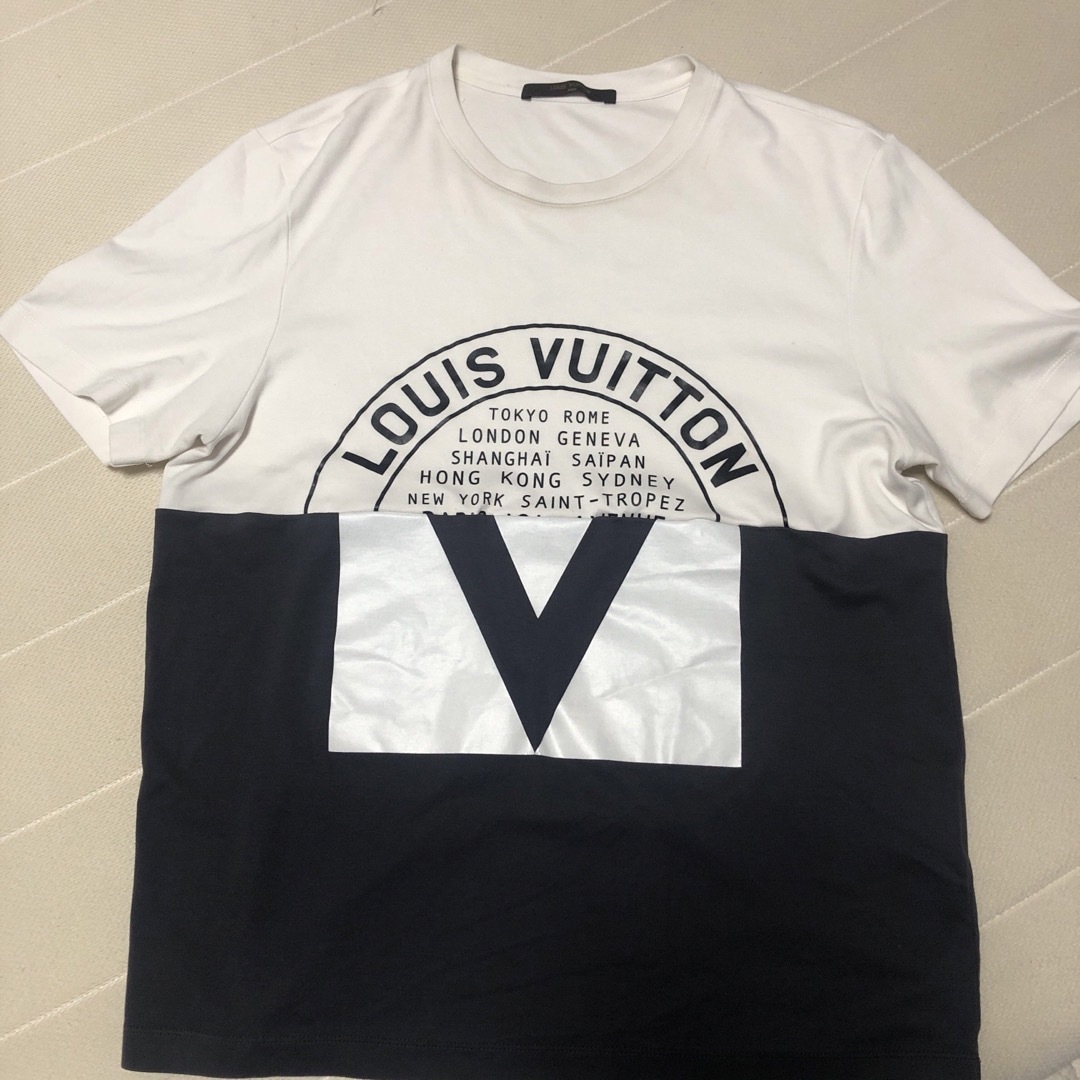 LOUIS VUITTON(ルイヴィトン)のルイヴィトンTシャツ   LOUIS VUITTON Tシャツ メンズのトップス(Tシャツ/カットソー(半袖/袖なし))の商品写真