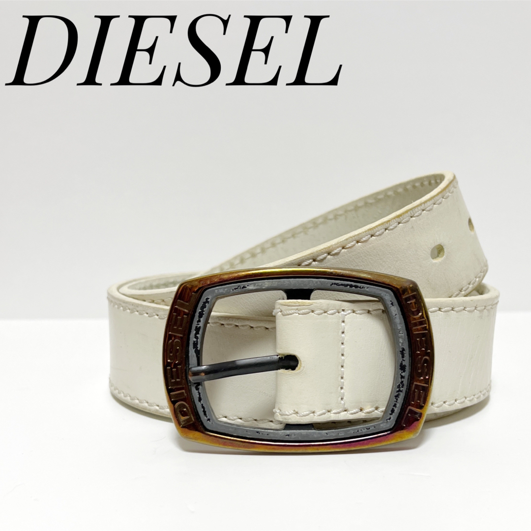 DIESEL(ディーゼル)のDIESELディーゼル✨ベルト ナックル ホワイト ブラウンメタリック レディースのファッション小物(ベルト)の商品写真