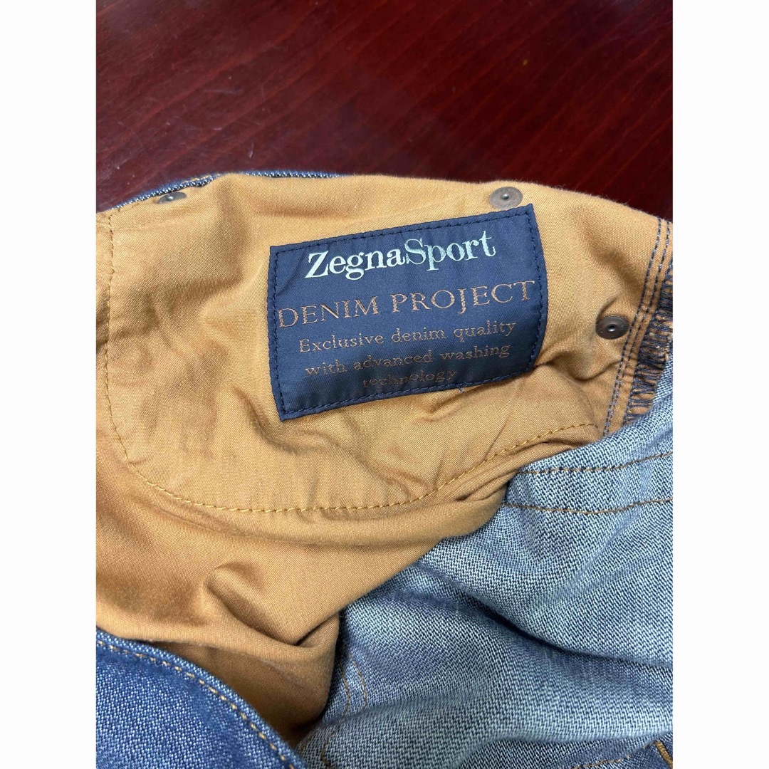 Ermenegildo Zegna(エルメネジルドゼニア)のzegna sport　ゼニアスポーツ　ジーンズ メンズのパンツ(デニム/ジーンズ)の商品写真