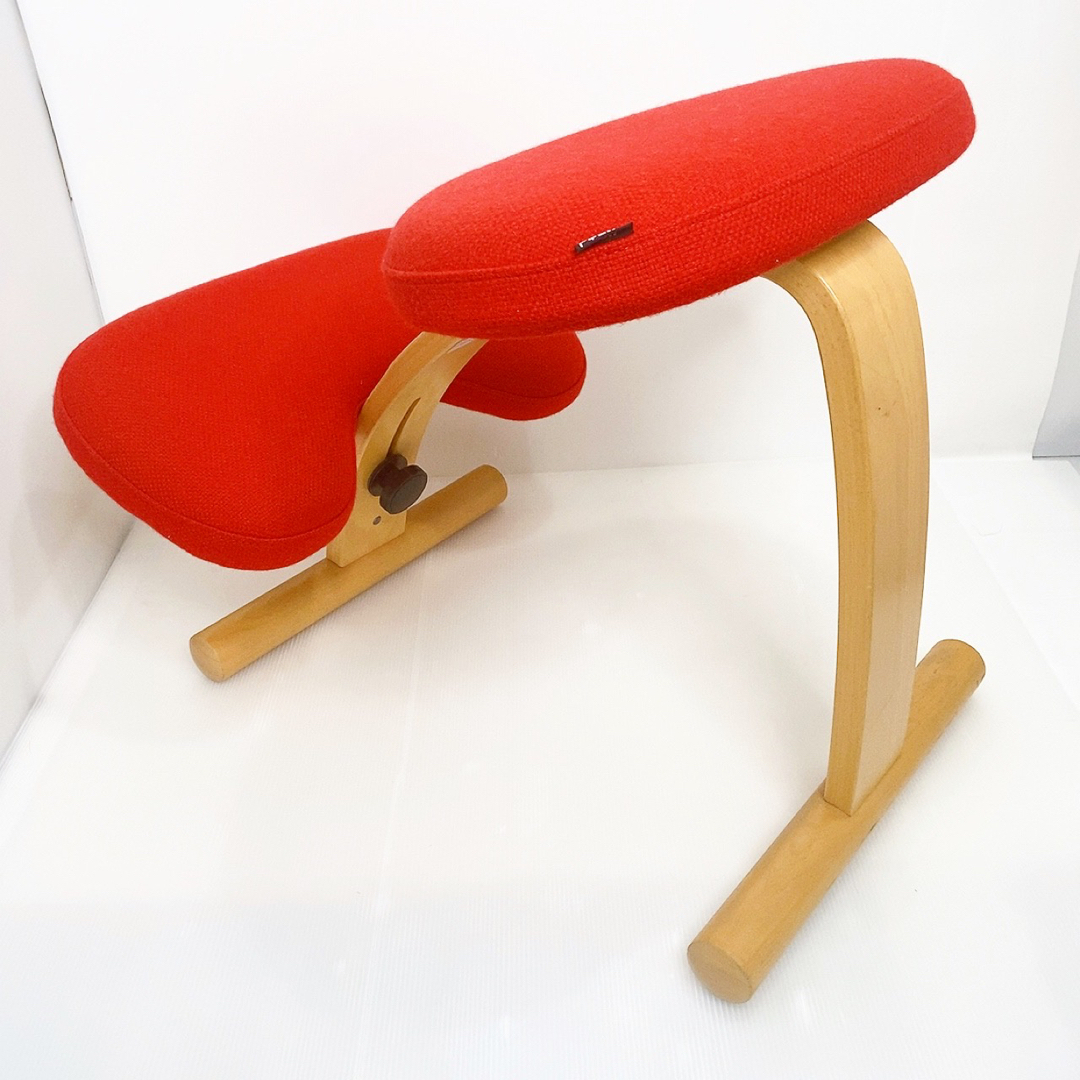 Rybo balansEASY バランスチェアイージー 学習 姿勢矯正 RYBO インテリア/住まい/日用品の椅子/チェア(その他)の商品写真
