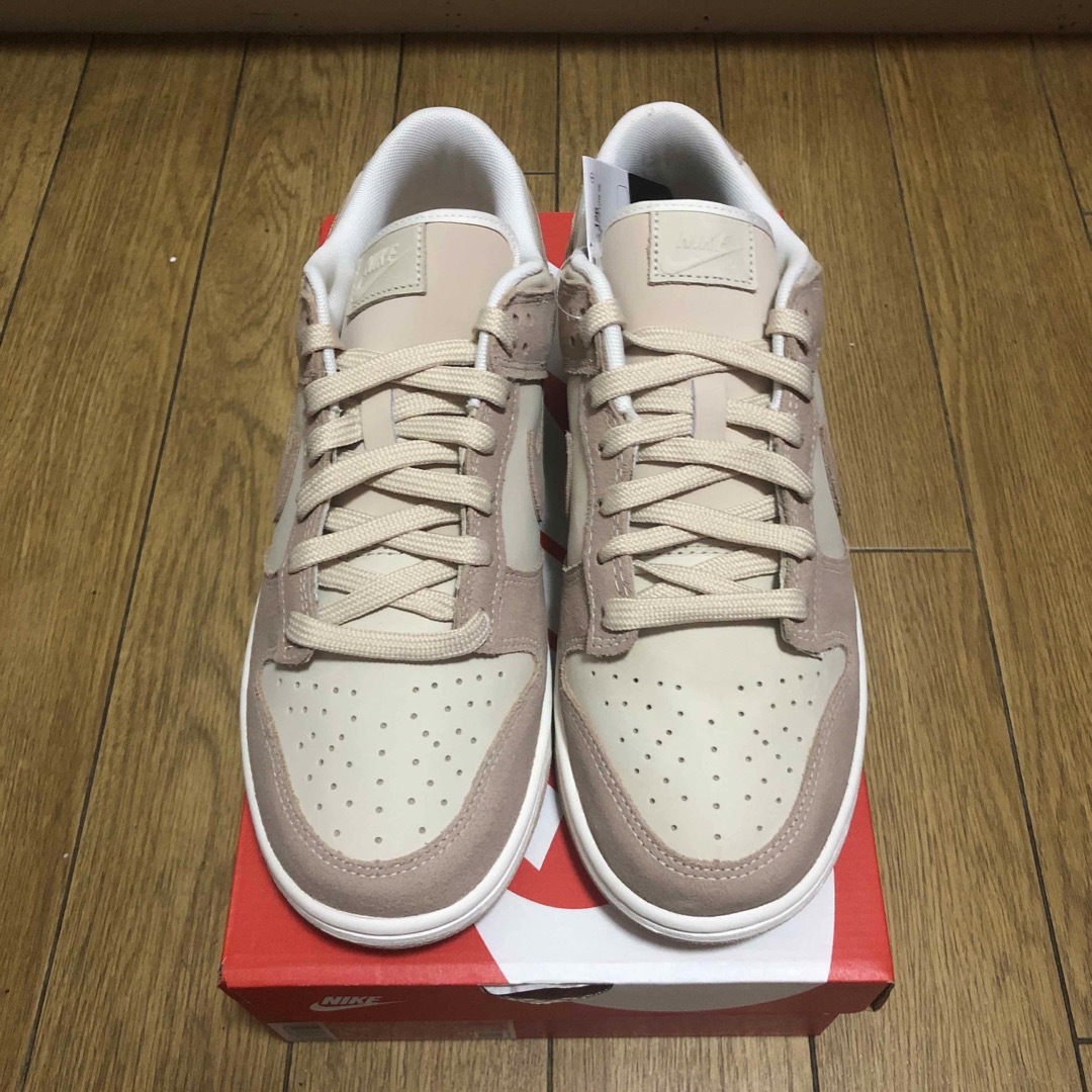 NIKE(ナイキ)のまとめ売り14足Nike WMNS Dunk Low SE"Sanddrift" レディースの靴/シューズ(スニーカー)の商品写真