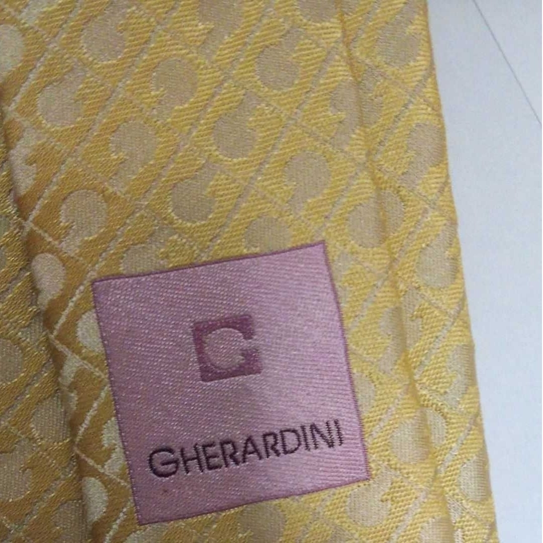 GHERARDINI(ゲラルディーニ)の新品未使用14040円☆GHERARDINIゲラルディーニ ネクタイ シルク黄色 メンズのファッション小物(ネクタイ)の商品写真