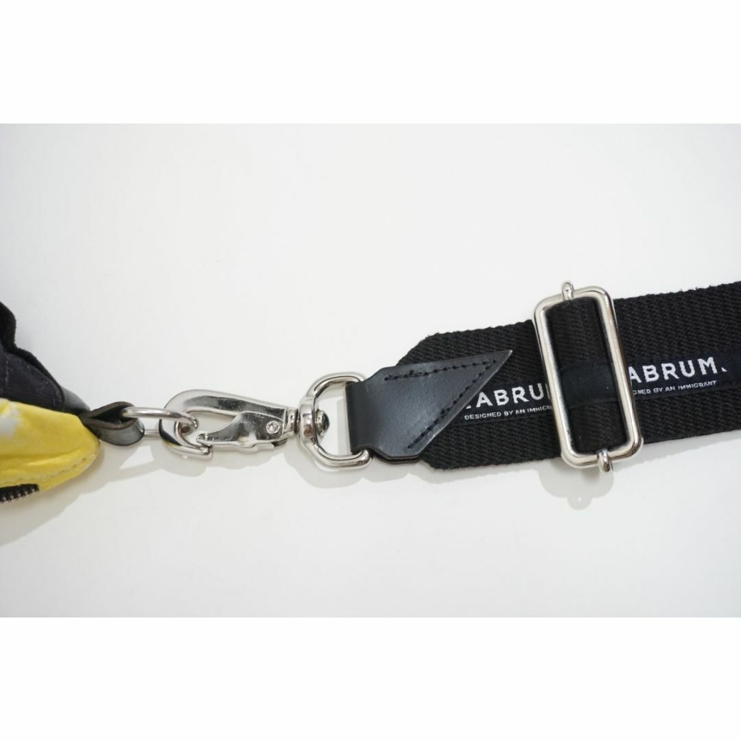 美品21AW LABRUM LONDONラブラム ボディ バッグ 426N▲
