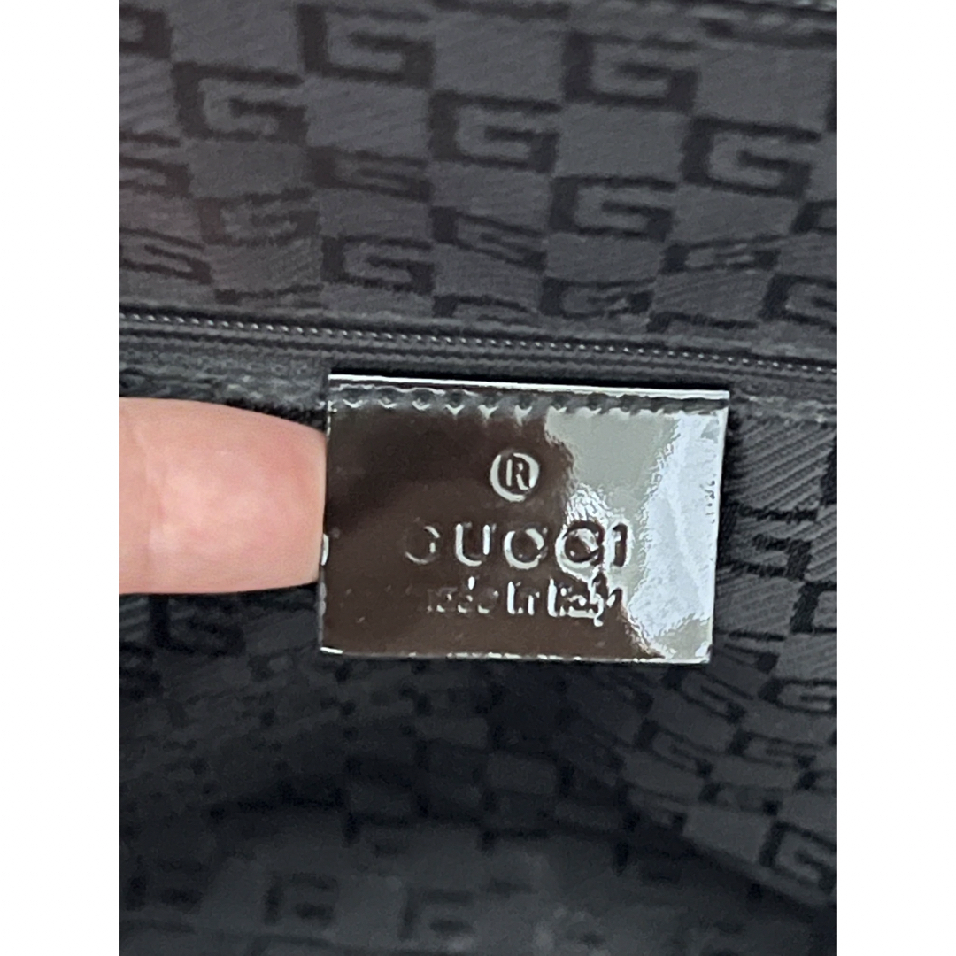 Gucci(グッチ)のGUCCIバッグ　レディース レディースのバッグ(ショルダーバッグ)の商品写真
