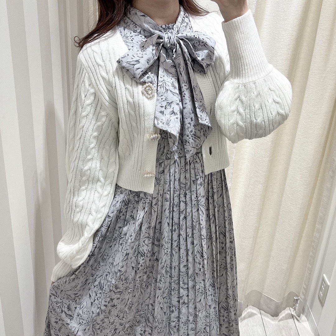evelyn - evelyn♡ビジューボタンカーデ OWの通販 by shop|エブリン