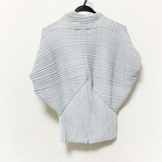 イッセイミヤケ(ISSEY MIYAKE)のイッセイミヤケ 半袖カットソー サイズ2 -(カットソー(半袖/袖なし))