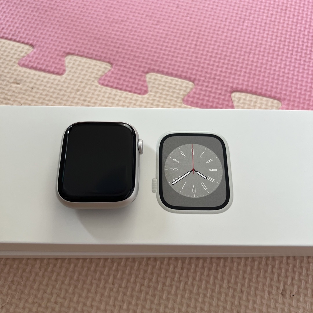 Apple Watch8 45㎜アルミニウム　シルバー極美品