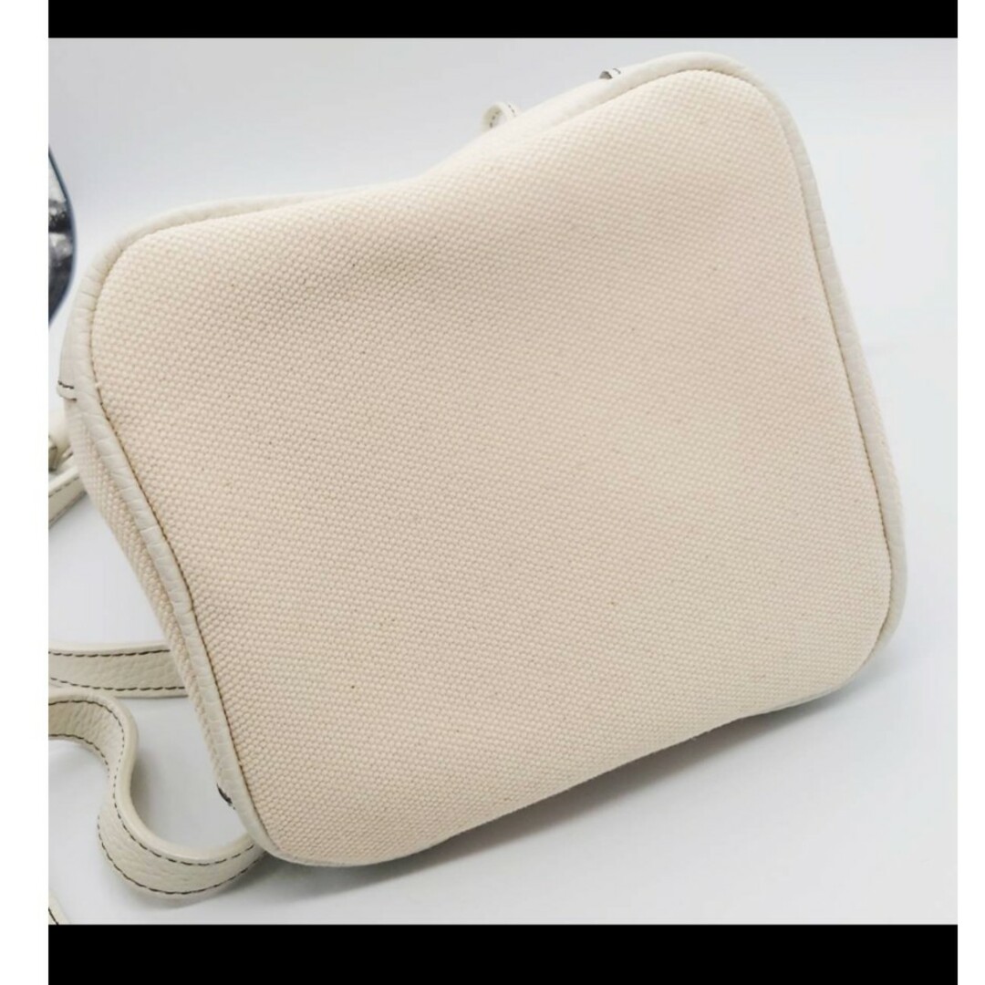 美品 定価2.9万円 AYAKO Purse Bag WHITE 巾着