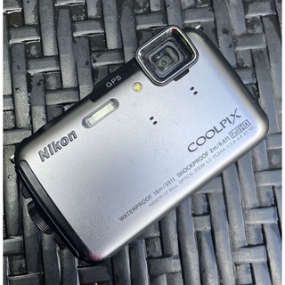 Nikon 防水 コンパクト　デジカメ　クールピックス　AW110 ジャンク品