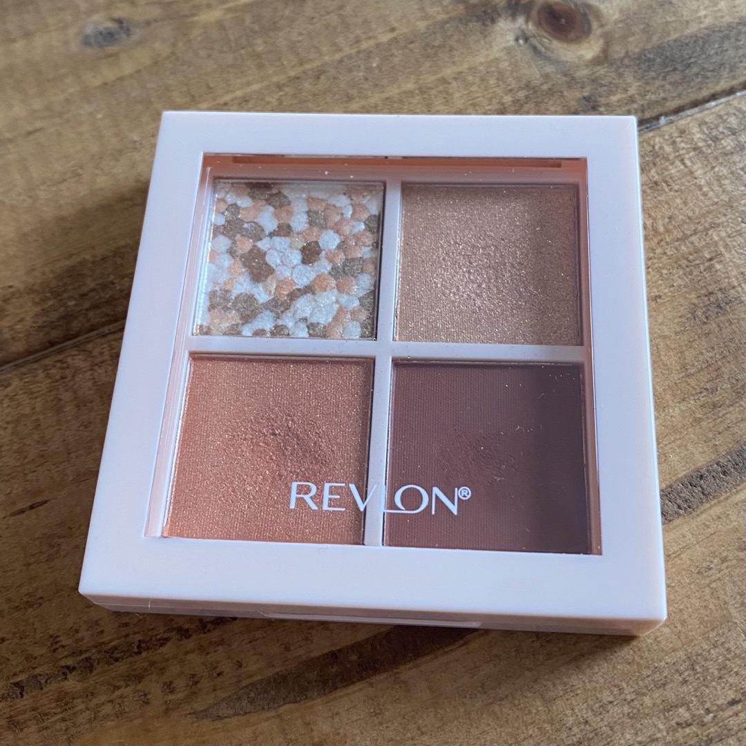 REVLON(レブロン)のレブロン　ダズルアイシャドウ　クアッド　002サンセットブリック コスメ/美容のベースメイク/化粧品(アイシャドウ)の商品写真