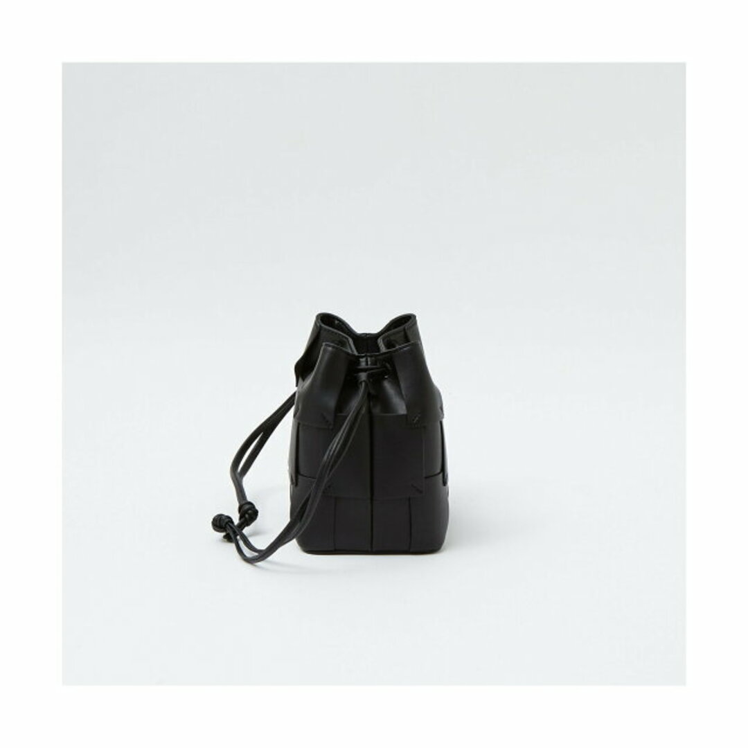 AU BANNISTER(オゥバニスター)の【ブラック】【F】●JAMIRAY PATCH BUCKET BAG レディースのバッグ(ショルダーバッグ)の商品写真